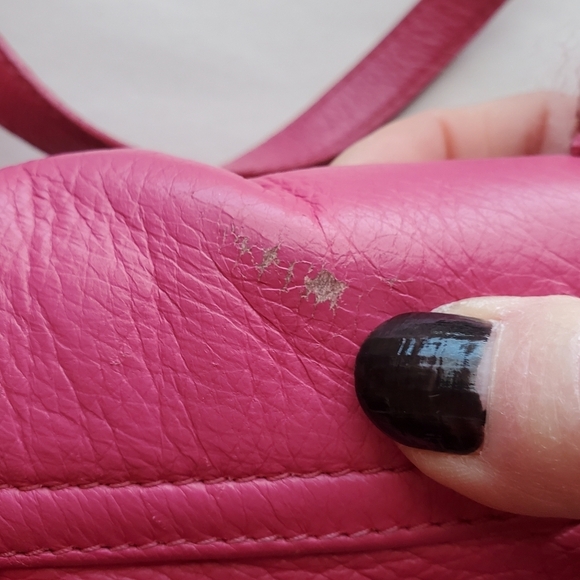 BVLGARI Chandler shoulder bag. Purple. Snap closure. Leather. Italy. - Picture 4 of 14